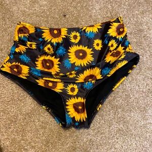 High waisted bikini bottoms